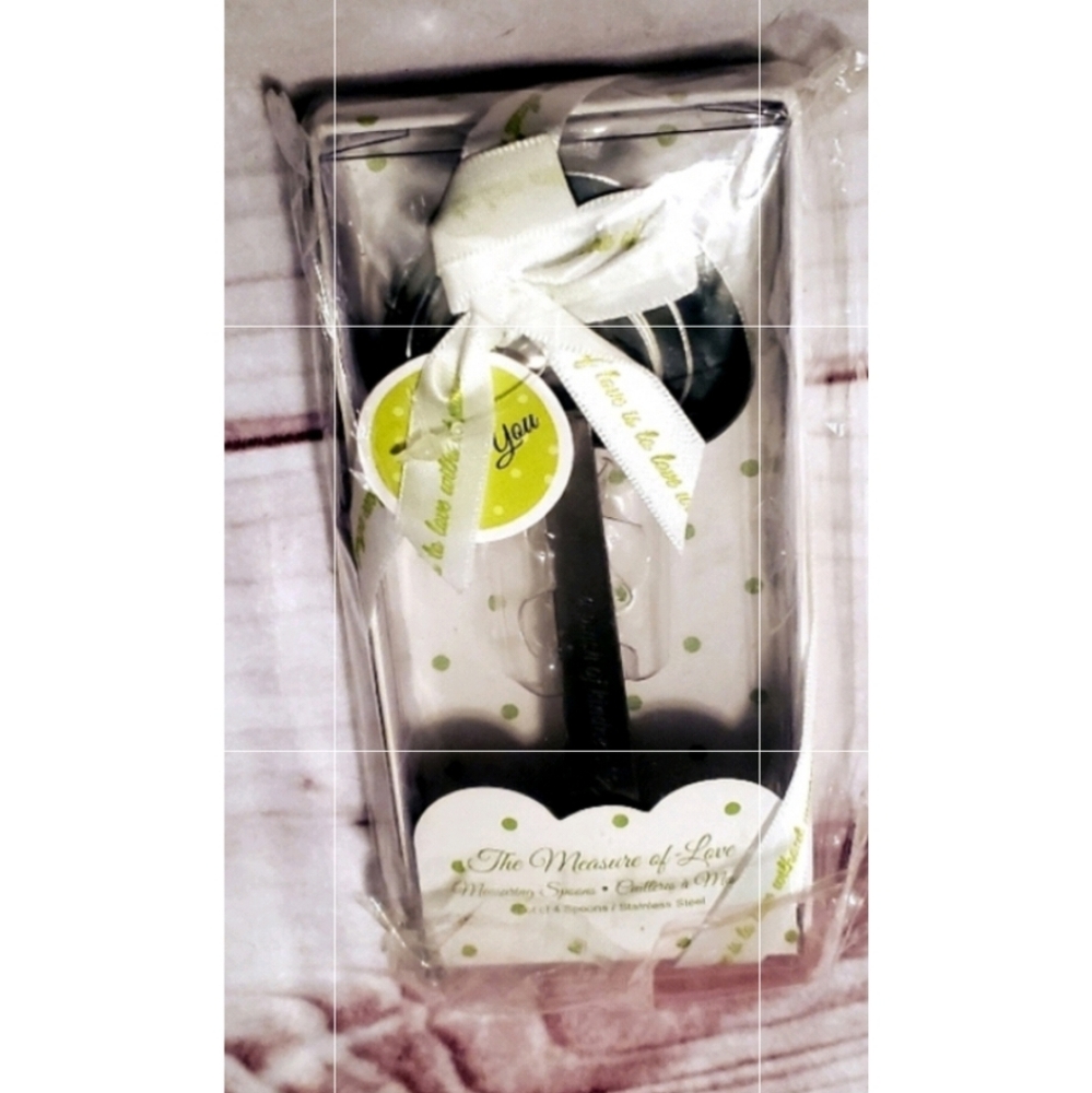 Gift Set Stainless Steel Measuring Spoons with cute sayings NEW IN BOX